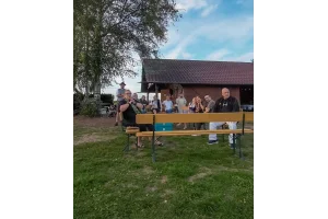 Zuschauer beim Böllerschießen