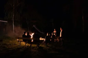 Zusammensein am Schwedenfeuer