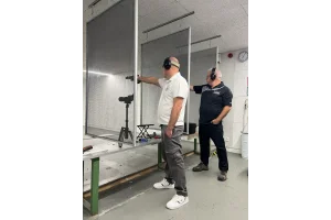 Andi und Valentin schießen Standardpistole